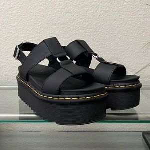 Francis platform sandal